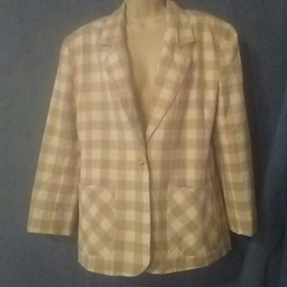 T R Bentley. ladies jacket
